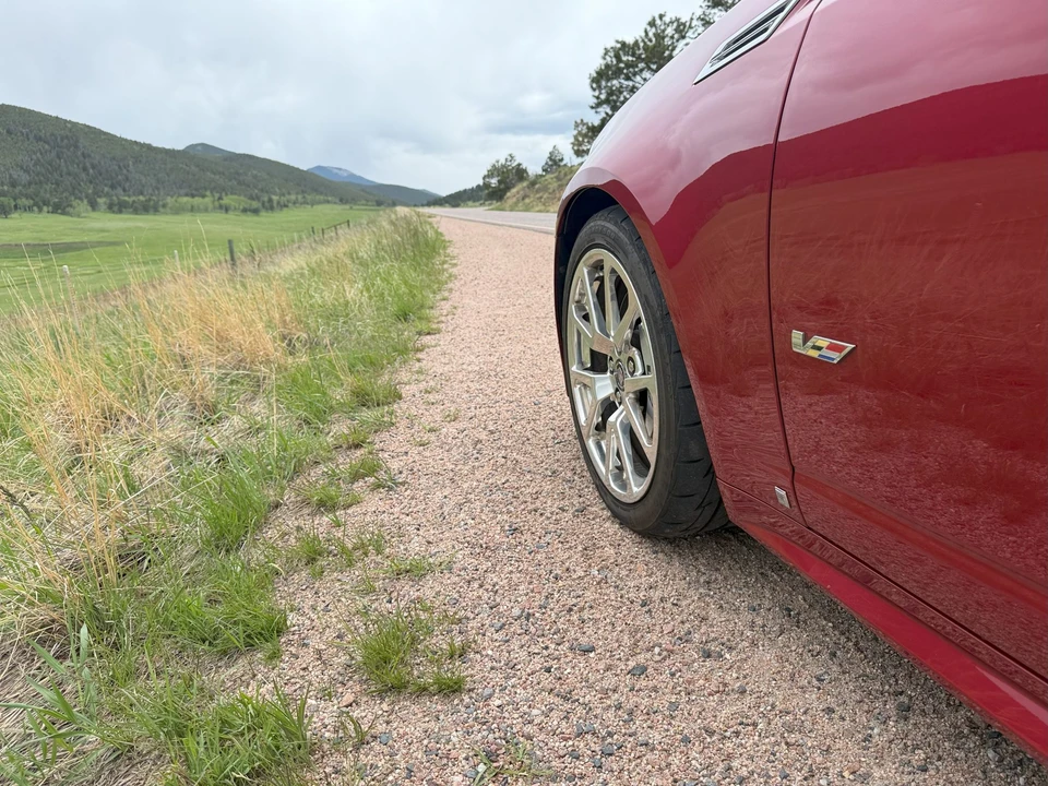 2009 Cadillac CTS-V 2nd Gen - Image 28 of 31
