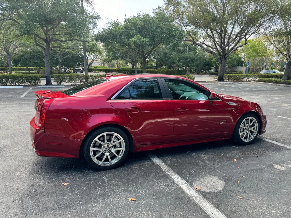 2009 Cadillac CTS-V 2nd Gen - Image 11 of 31