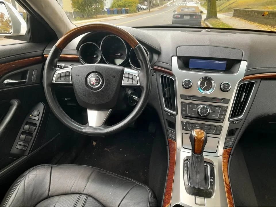 2009 Cadillac CTS-V 2nd Gen - Image 12 of 13