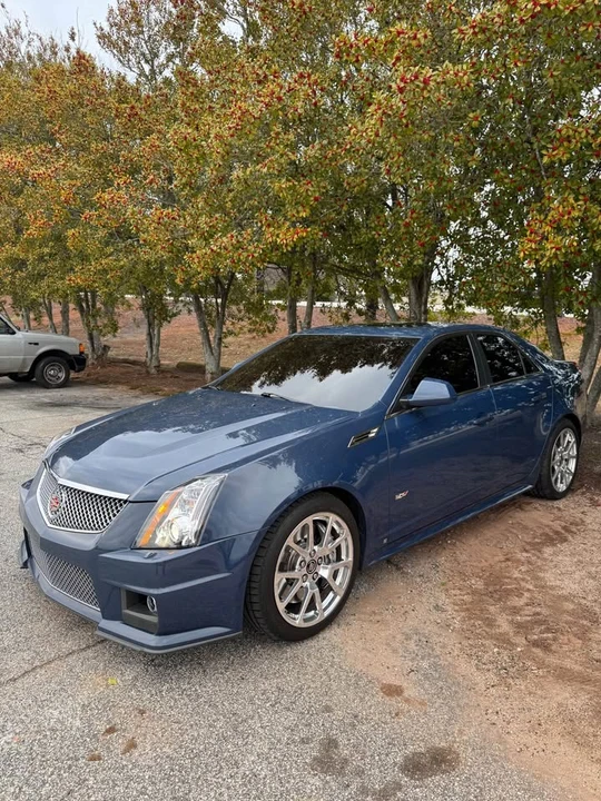 2009 Cadillac CTS-V 2nd Gen - Image 2 of 3