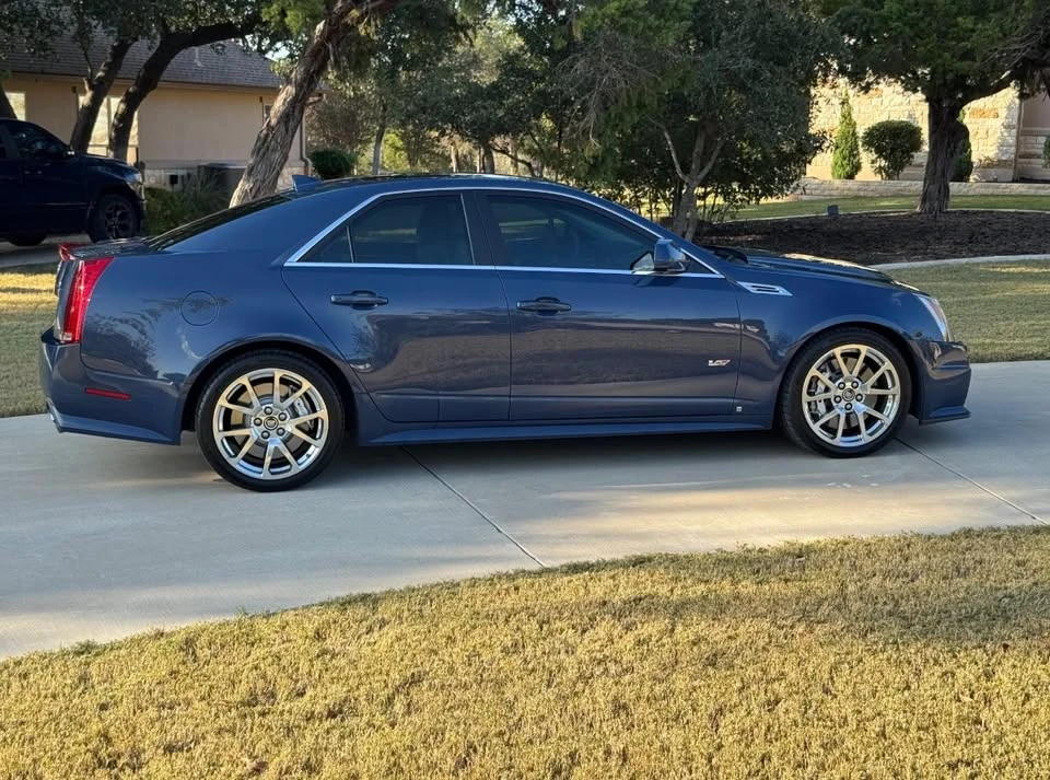 2009 Cadillac CTS-V 2nd Gen - Image 4 of 18