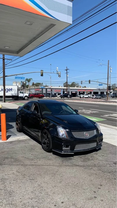 2009 Cadillac CTS-V 2nd Gen - Image 2 of 2