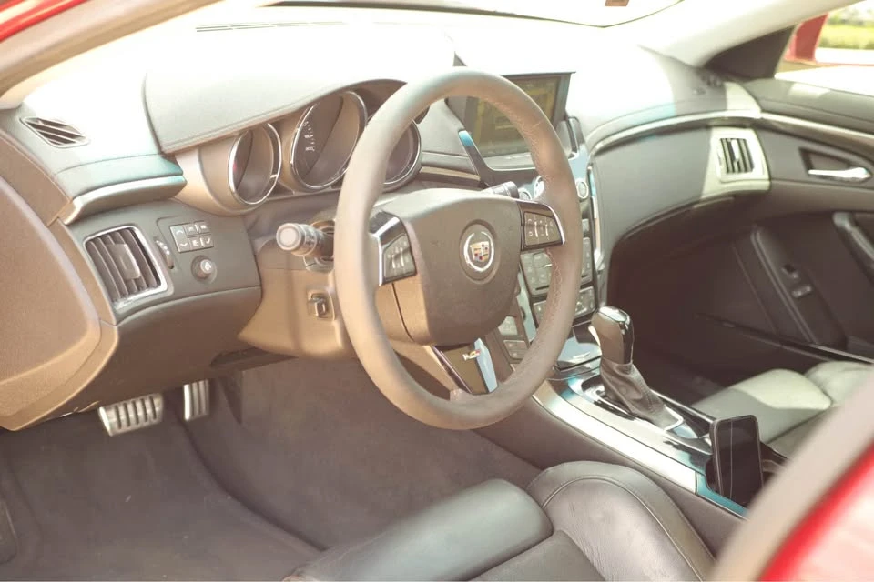 2009 Cadillac CTS-V 2nd Gen - Image 15 of 18