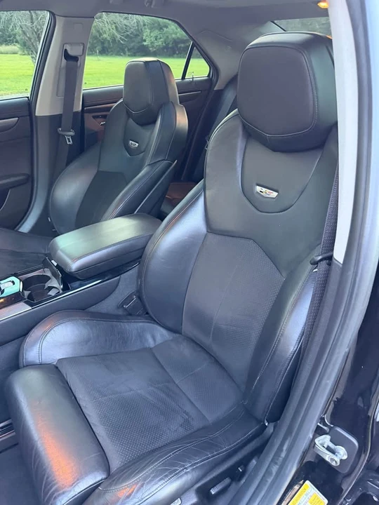 2009 Cadillac CTS-V 2nd Gen - Image 12 of 19