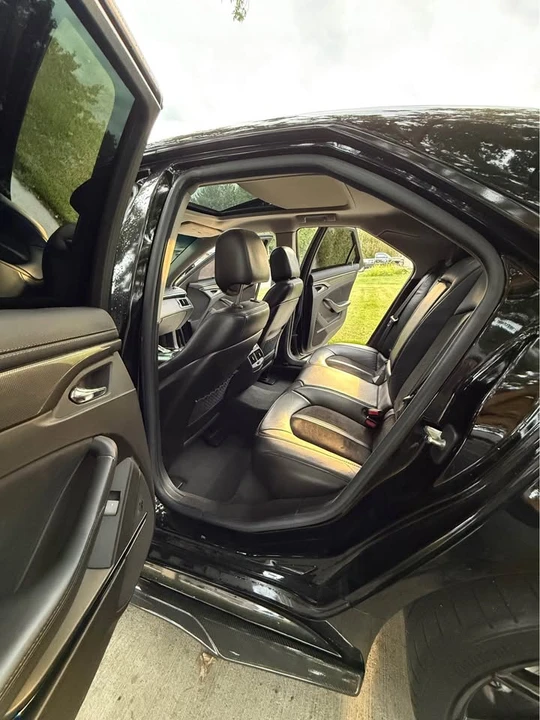 2009 Cadillac CTS-V 2nd Gen - Image 11 of 15