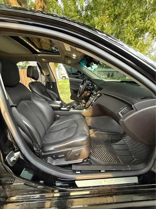 2009 Cadillac CTS-V 2nd Gen - Image 10 of 15