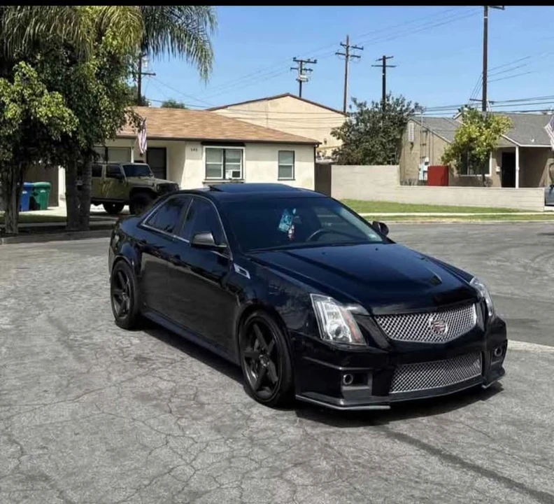 2009 Cadillac CTS-V 2nd Gen - Image 2 of 5