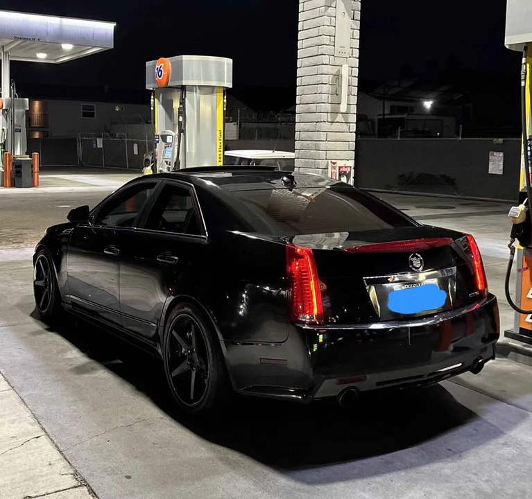2009 Cadillac CTS-V 2nd Gen - Image 2 of 5