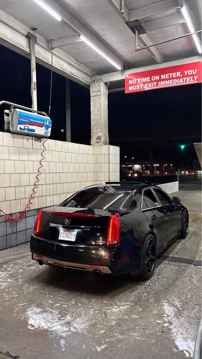 2009 Cadillac CTS-V 2nd Gen - Image 2 of 3
