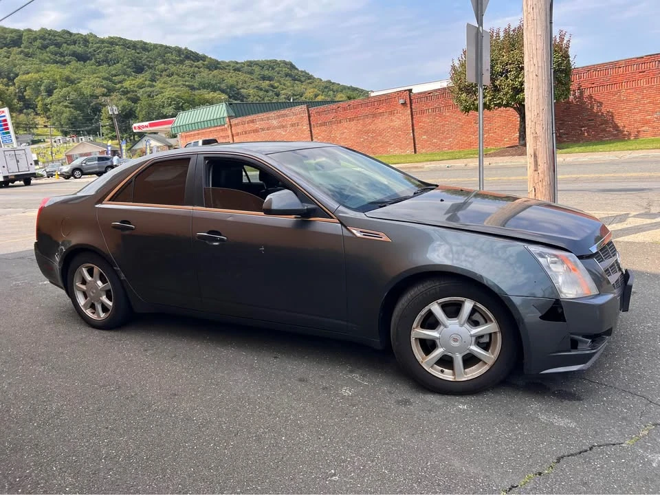 2009 Cadillac CTS-V 2nd Gen - Image 2 of 10