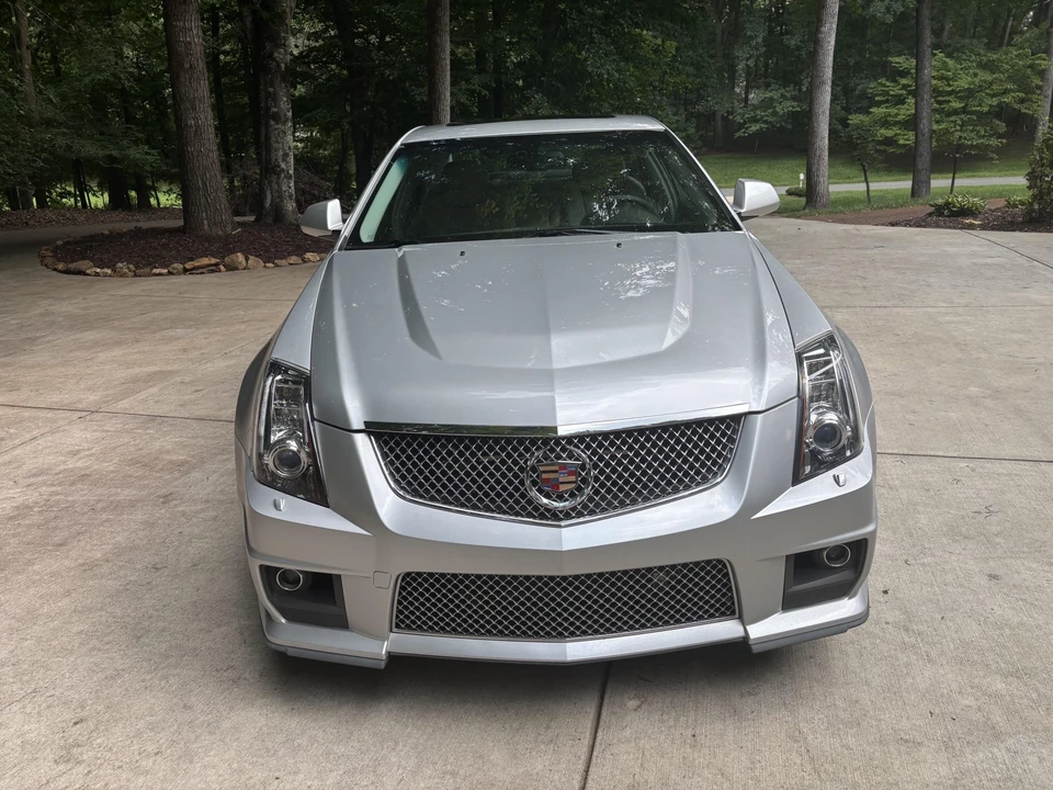 2009 Cadillac CTS-V 2nd Gen - Image 3 of 31