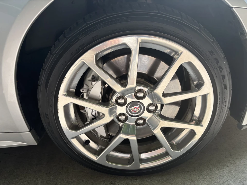 2009 Cadillac CTS-V 2nd Gen - Image 19 of 31