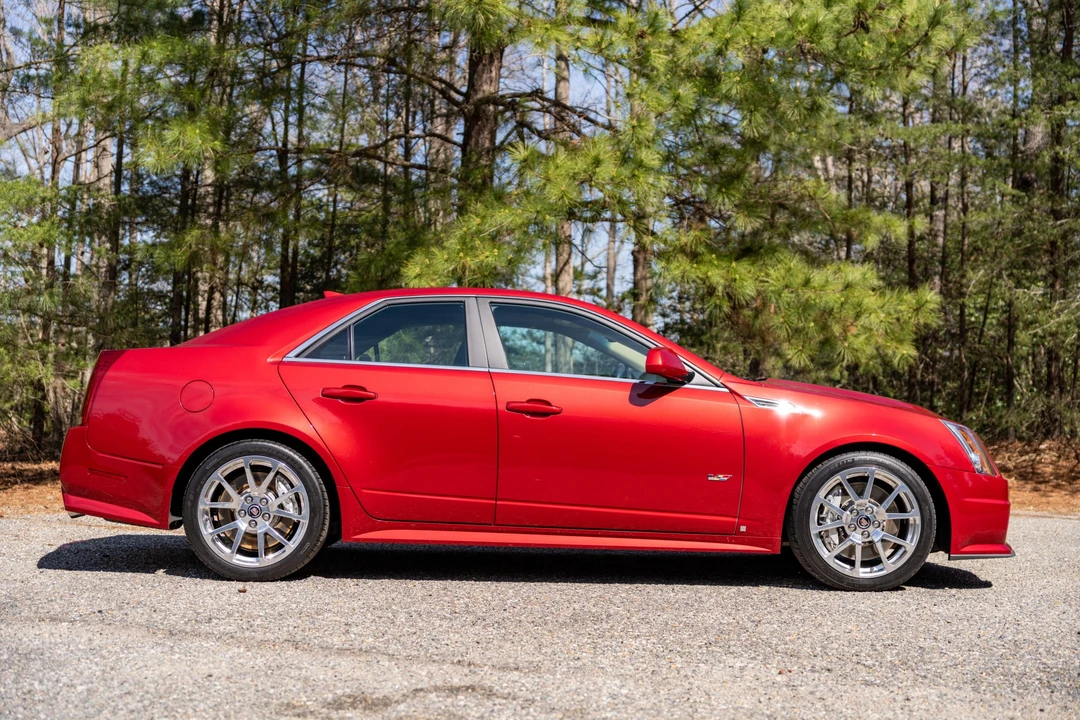 2009 Cadillac CTS-V 2nd Gen - Image 9 of 31