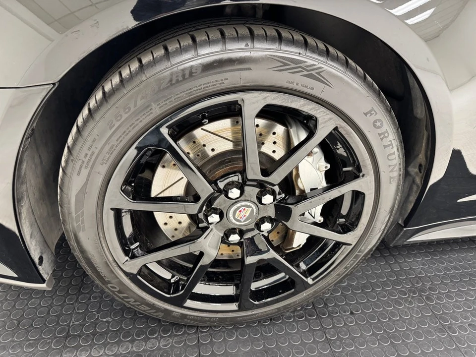 2009 Cadillac CTS-V 2nd Gen - Image 11 of 21