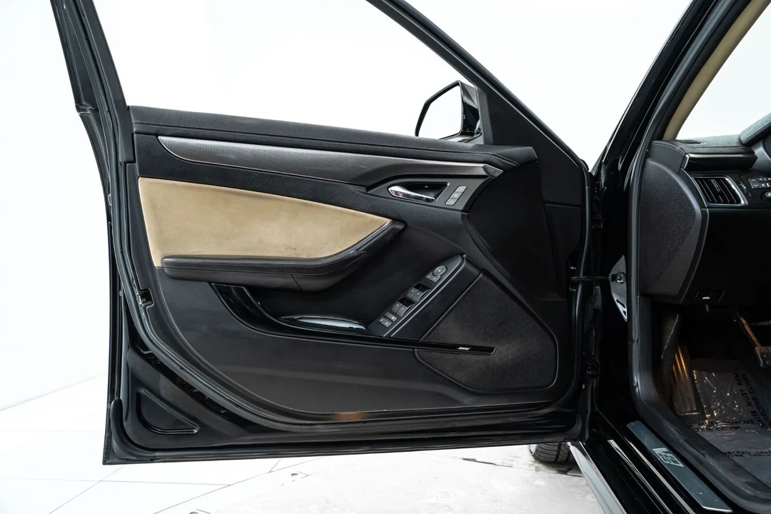 2009 Cadillac CTS-V 2nd Gen - Image 16 of 31
