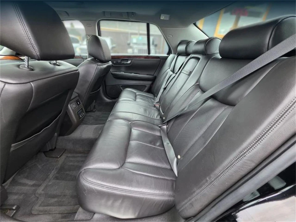 2009 Cadillac DTS - Image 10 of 19