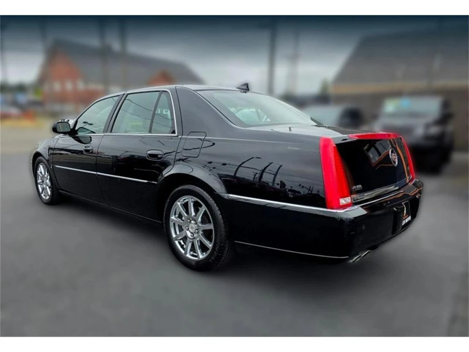 2009 Cadillac DTS - Image 3 of 19