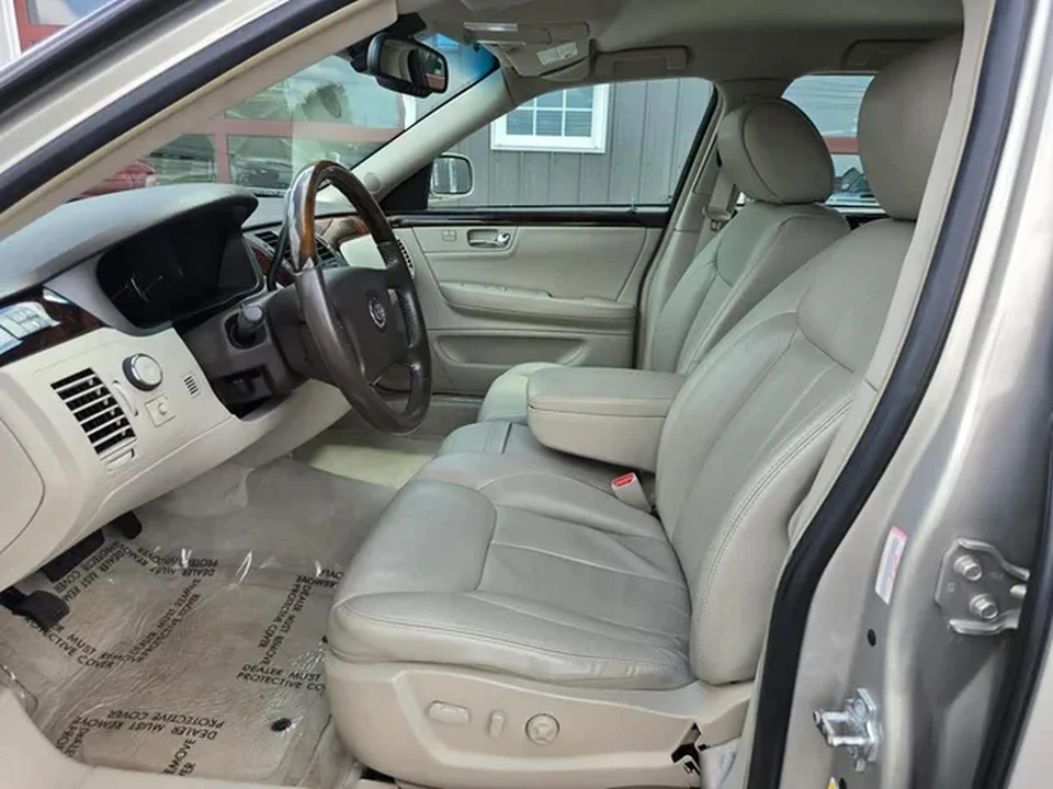 2009 Cadillac DTS - Image 13 of 19