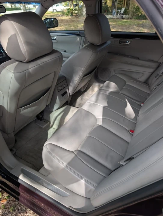 2009 Cadillac DTS - Image 17 of 22