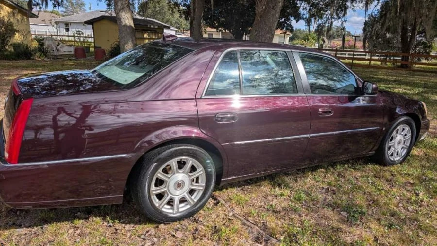 2009 Cadillac DTS - Image 11 of 22