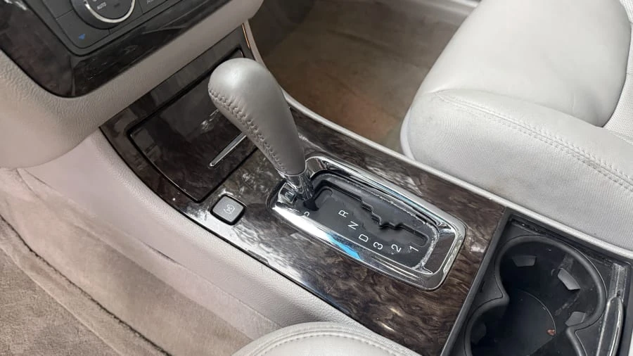 2009 Cadillac DTS - Image 18 of 22