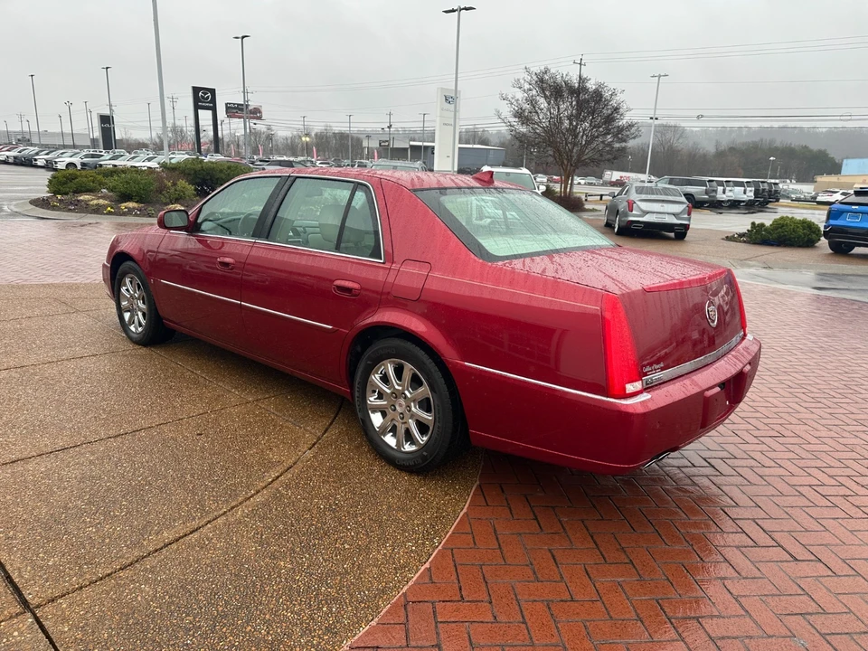2009 Cadillac DTS - Image 6 of 18