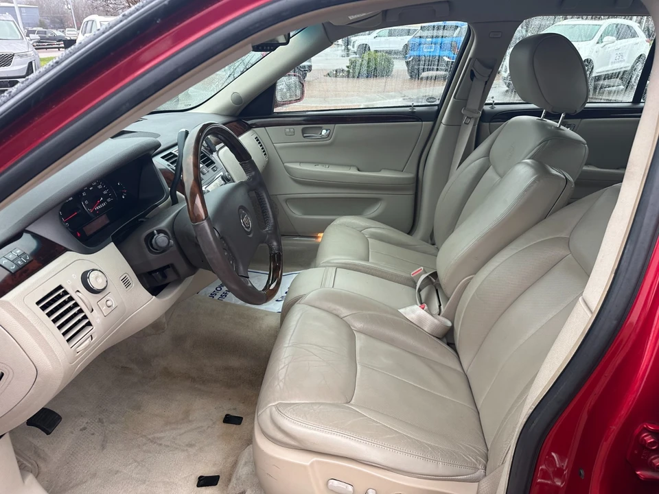 2009 Cadillac DTS - Image 12 of 18