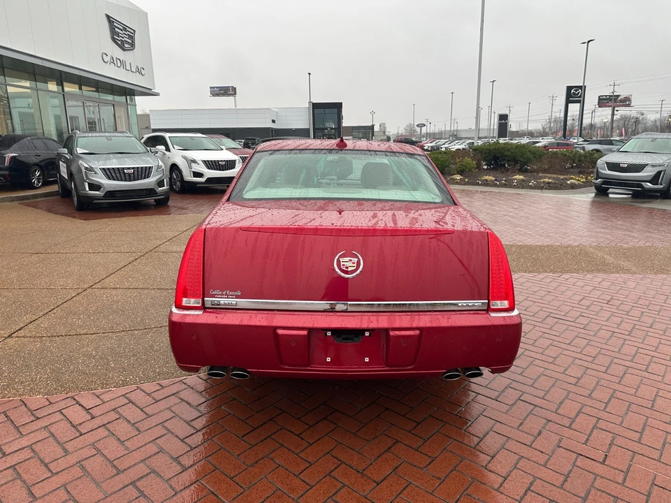 2009 Cadillac DTS - Image 5 of 18