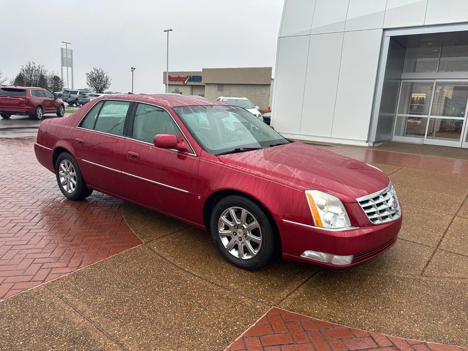 2009 Cadillac DTS - Image 3 of 18