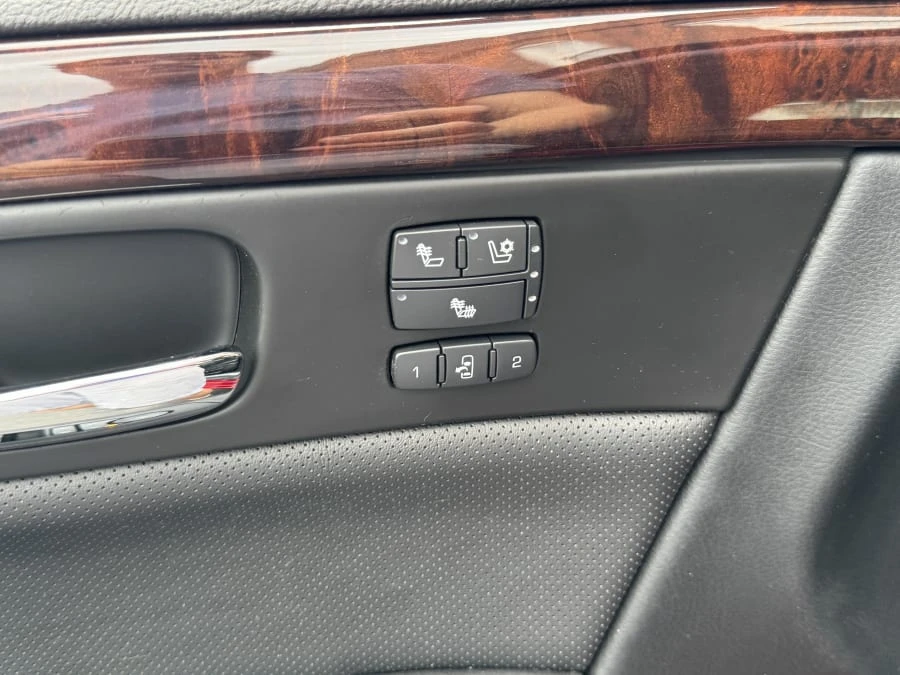 2009 Cadillac DTS - Image 5 of 8
