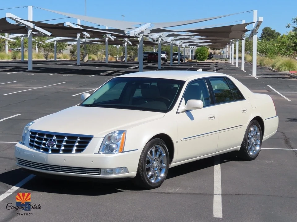2009 Cadillac DTS - Image 6 of 21