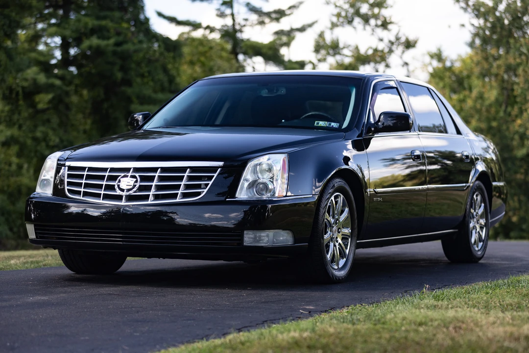 2009 Cadillac DTS - Image 14 of 31
