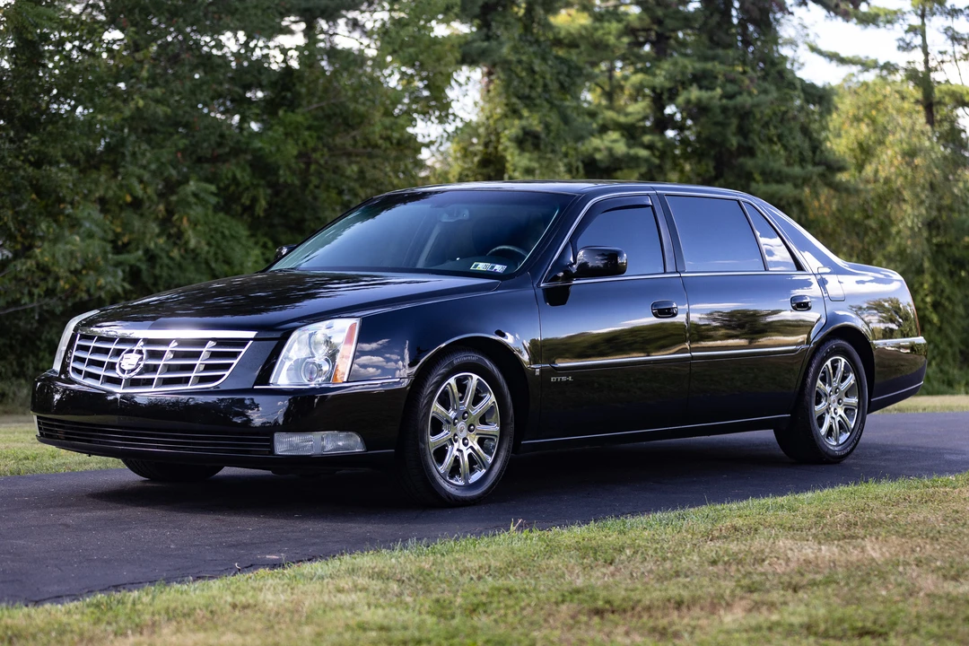 2009 Cadillac DTS - Image 19 of 31