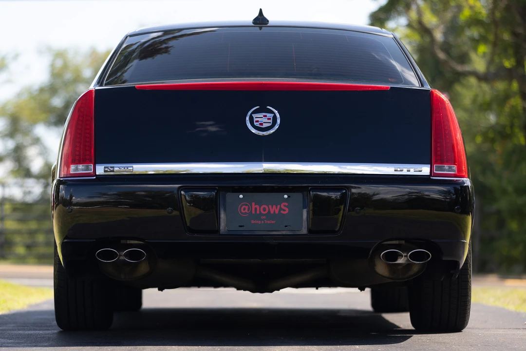 2009 Cadillac DTS - Image 30 of 31