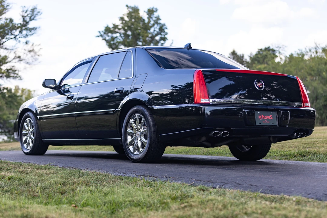 2009 Cadillac DTS - Image 26 of 31