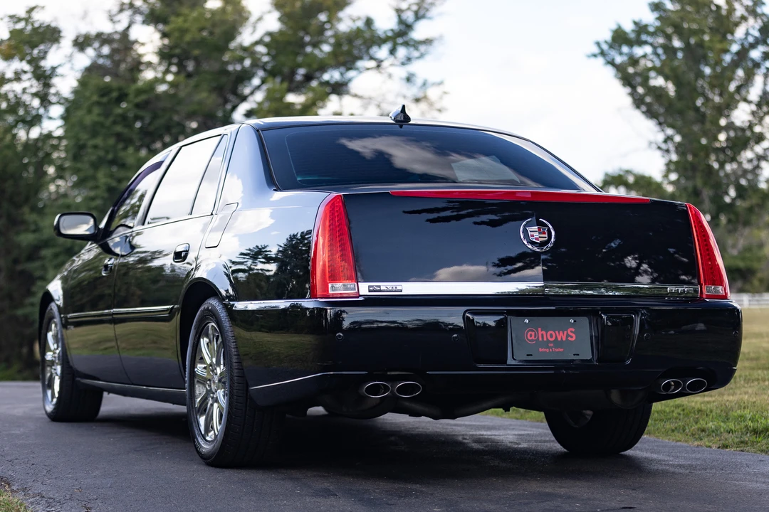 2009 Cadillac DTS - Image 29 of 31