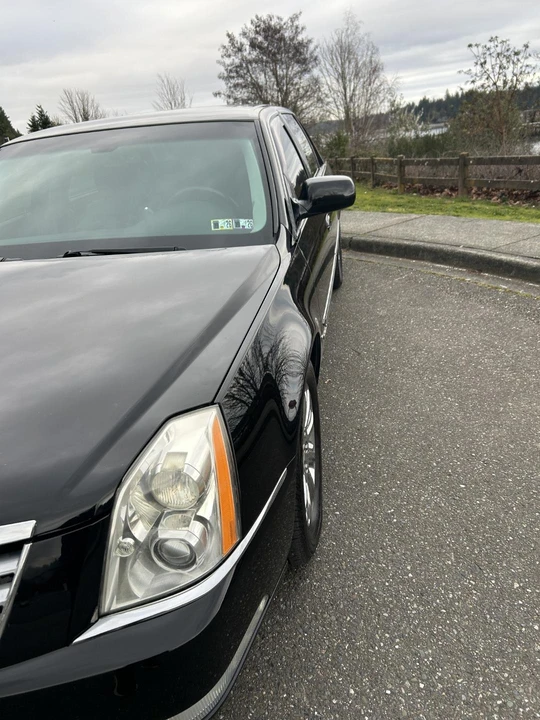 2009 Cadillac DTS - Image 15 of 31