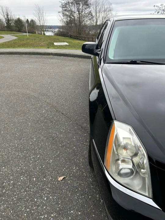 2009 Cadillac DTS - Image 16 of 31