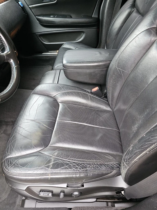 2009 Cadillac DTS - Image 31 of 31
