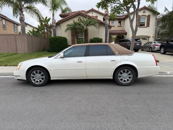 2009 Cadillac DTS - Image 8 of 31