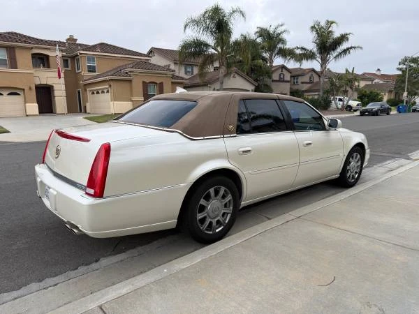 2009 Cadillac DTS - Image 5 of 31