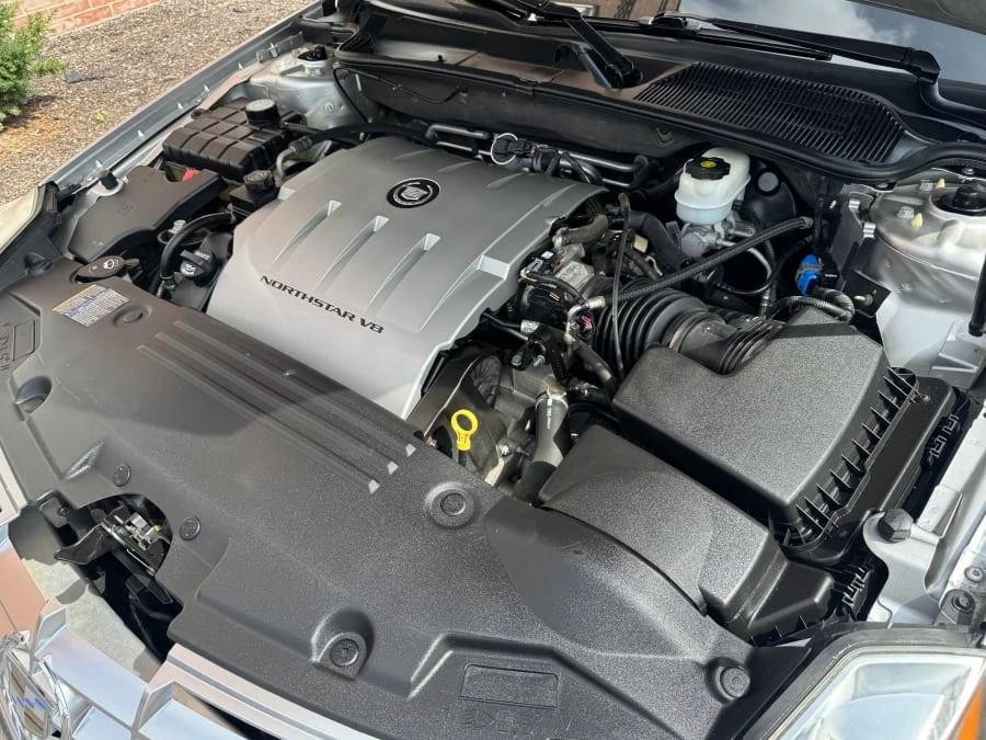 2009 Cadillac DTS - Image 11 of 12