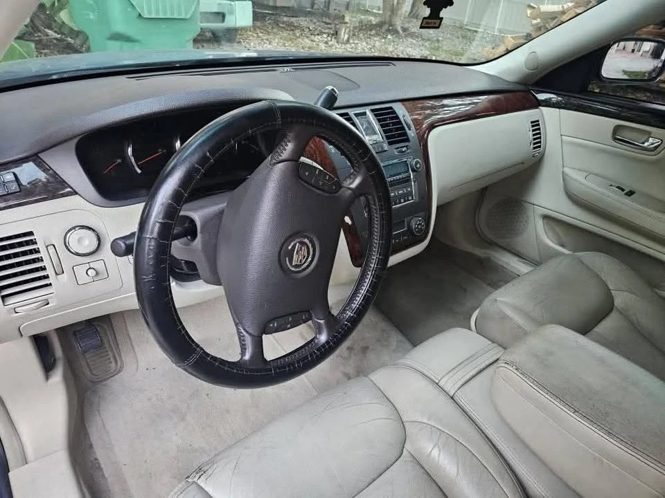 2009 Cadillac DTS - Image 7 of 7