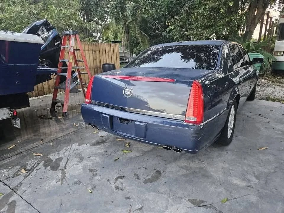 2009 Cadillac DTS - Image 4 of 7