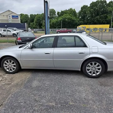 2009 Cadillac DTS Sedan 4D