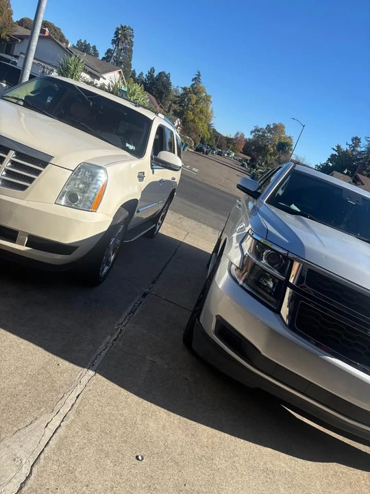 2009 Cadillac Escalade & EXT 3rd Gen - Image 6 of 8
