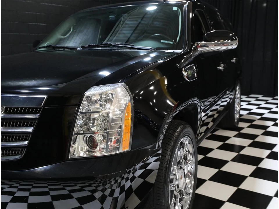 2009 Cadillac Escalade & EXT 3rd Gen - Image 9 of 31