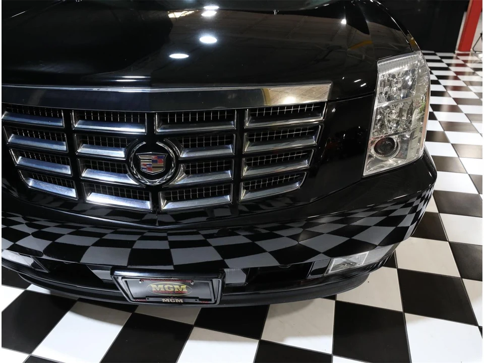 2009 Cadillac Escalade & EXT 3rd Gen - Image 10 of 31