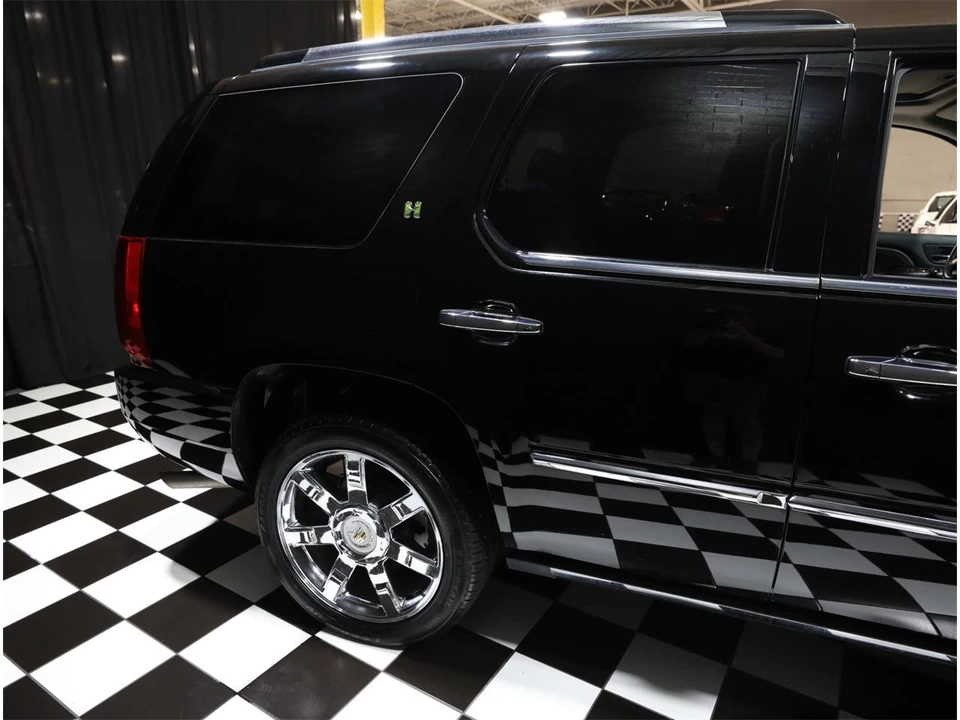 2009 Cadillac Escalade & EXT 3rd Gen - Image 18 of 31
