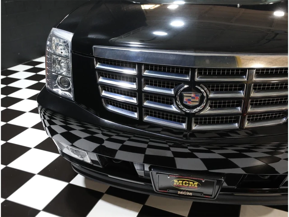 2009 Cadillac Escalade & EXT 3rd Gen - Image 12 of 31